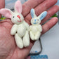 🐰 50% RABATT! 🎁 Mummy Bunny Mini Plyschfickask i Plåt – Söt Presentförpackning, Samlarbar & Perfekt för Påsken 🐣