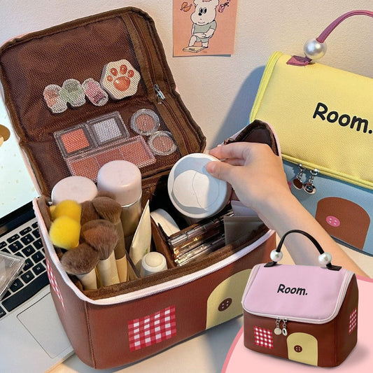 💄 50% RABATT! 🏠 Handhållen Kosmetikväska i Husform – Stort Fack, Färgblockad Tecknad Design & Lätt att Bära ✨
