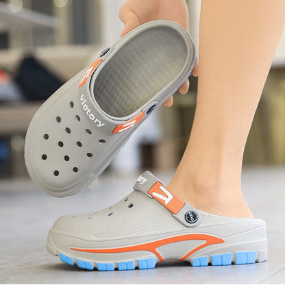 👞 50% RABATT! 💫 Herr andningsbara slip-on sandaler – Mesh-överdel, halksäker sula & bekväm passform – Perfekta för stranden, vardagspromenader eller varma sommardagar 🏖️